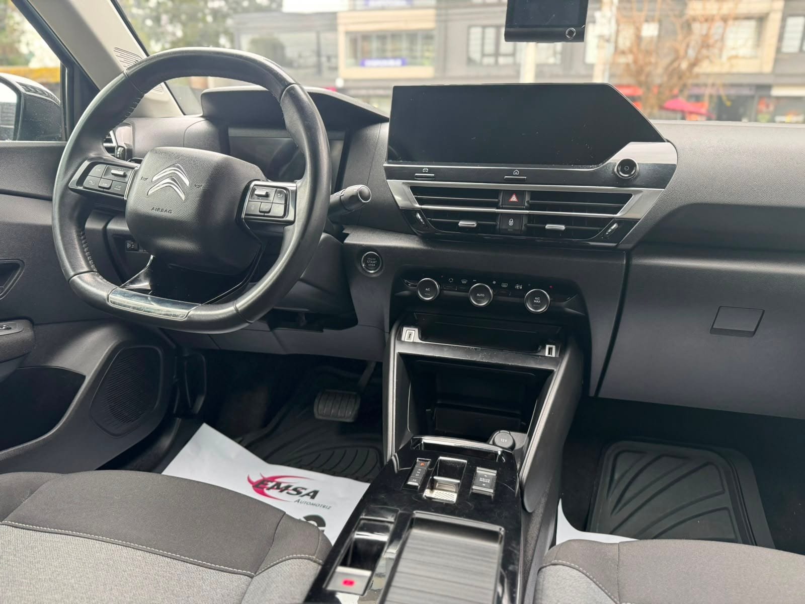 Citroën C4 Feel — foto 15 de 17