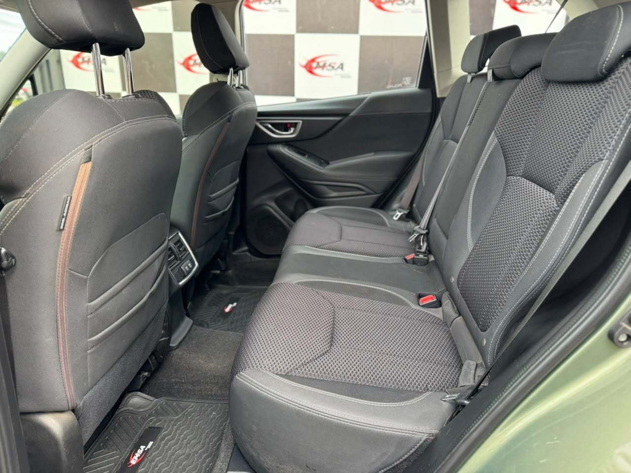 Subaru Forester — foto 15 de 20