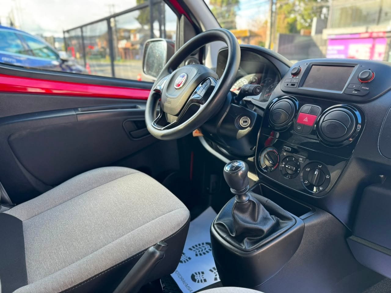 Fiat Qubo — foto 18 de 19