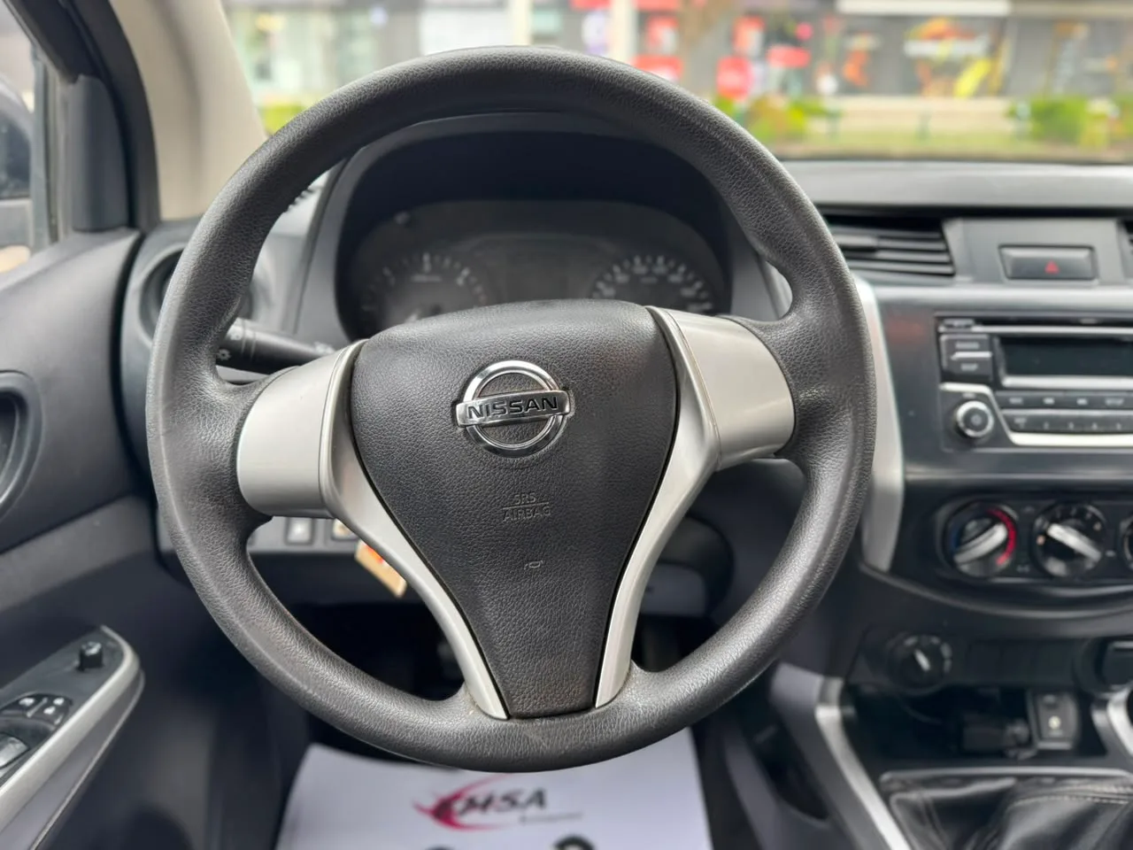 Nissan Np300 — foto 12 de 15