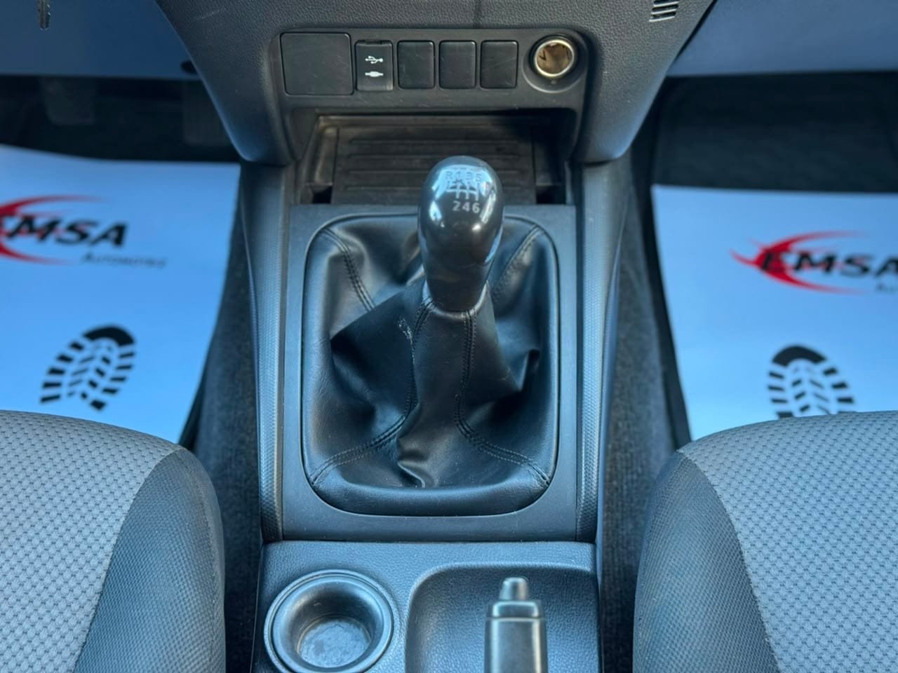 Mitsubishi L200 Work — foto 18 de 19