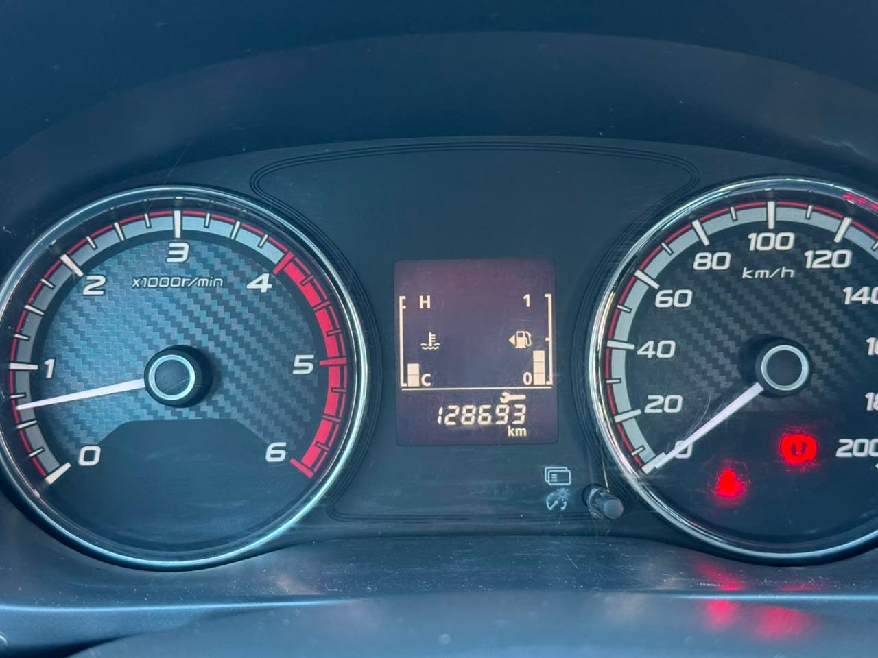 Mitsubishi L200 Work — foto 19 de 19