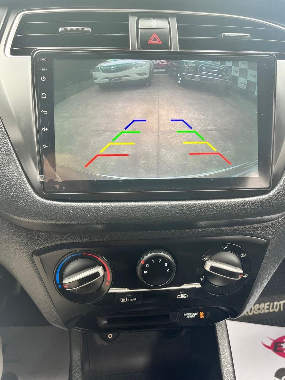 Hyundai I20 — foto 15 de 19
