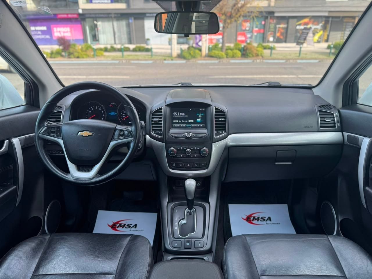 Chevrolet Captiva — foto 12 de 19