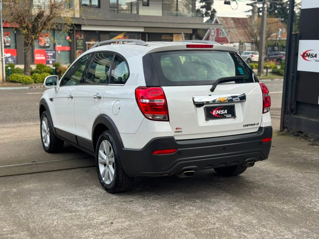 Chevrolet Captiva — foto 7 de 19