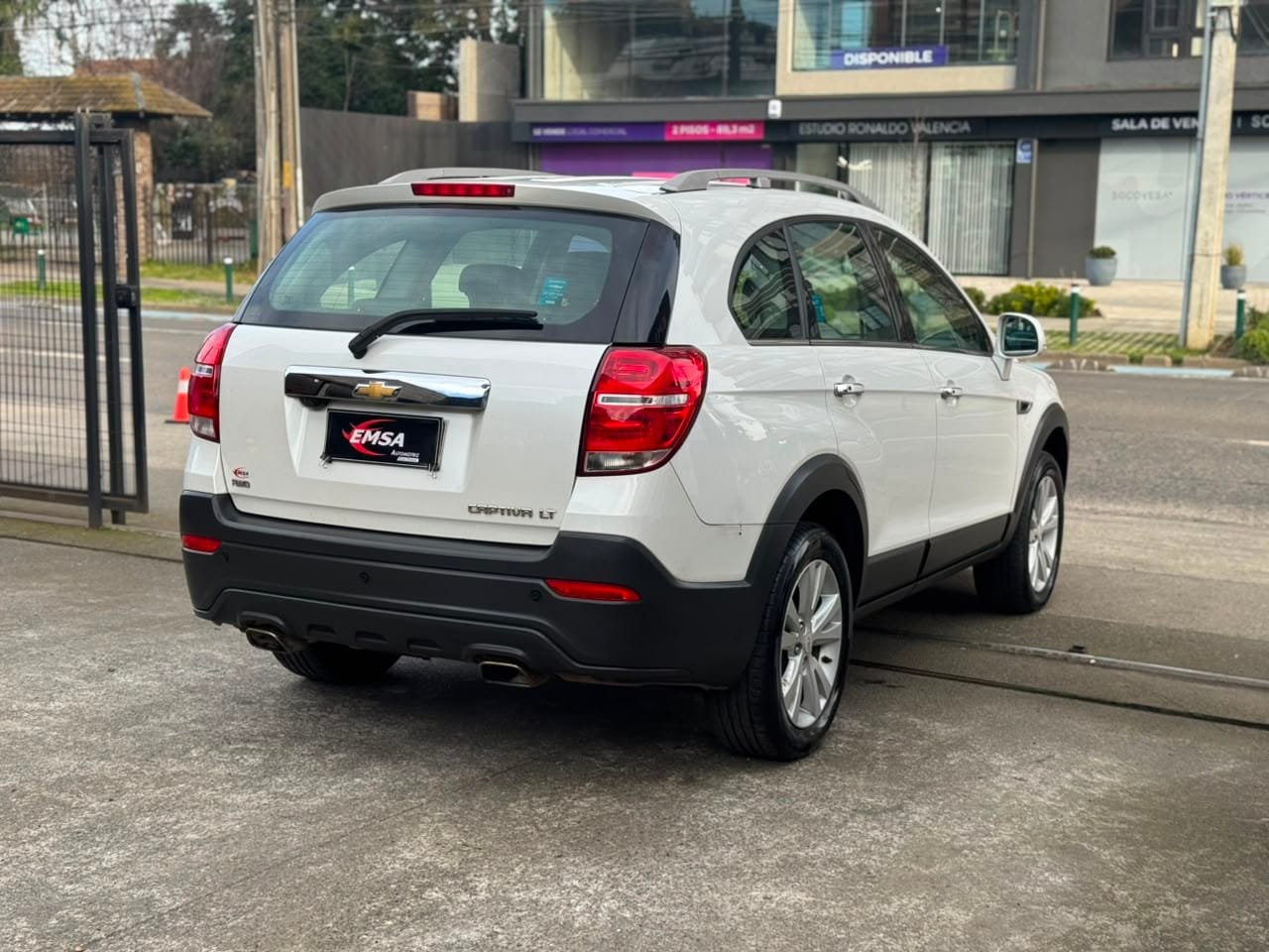 Chevrolet Captiva — foto 5 de 19