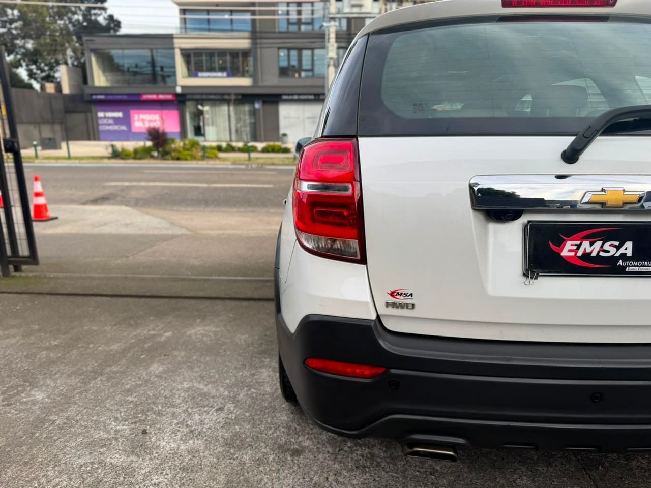 Chevrolet Captiva — foto 8 de 19