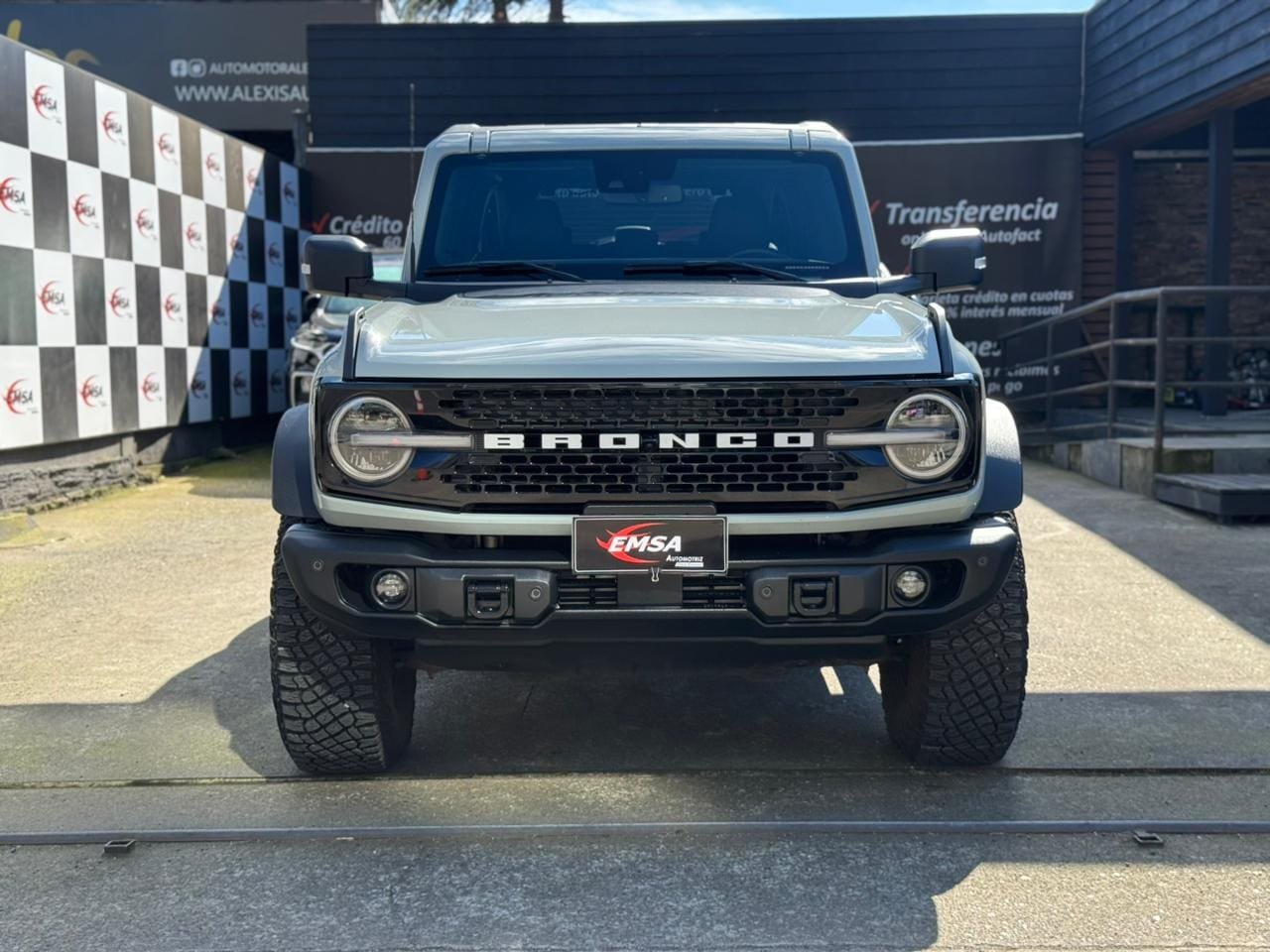 Ford Bronco Wildtrack — foto 2 de 18