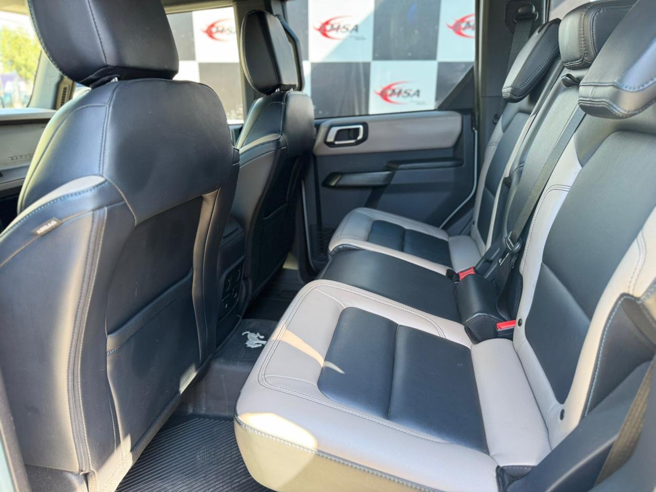 Ford Bronco Wildtrack — foto 13 de 18