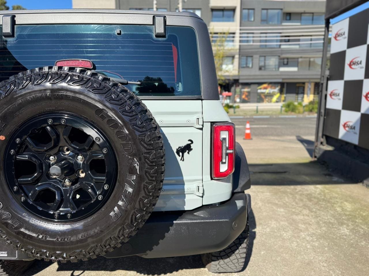 Ford Bronco Wildtrack — foto 8 de 18