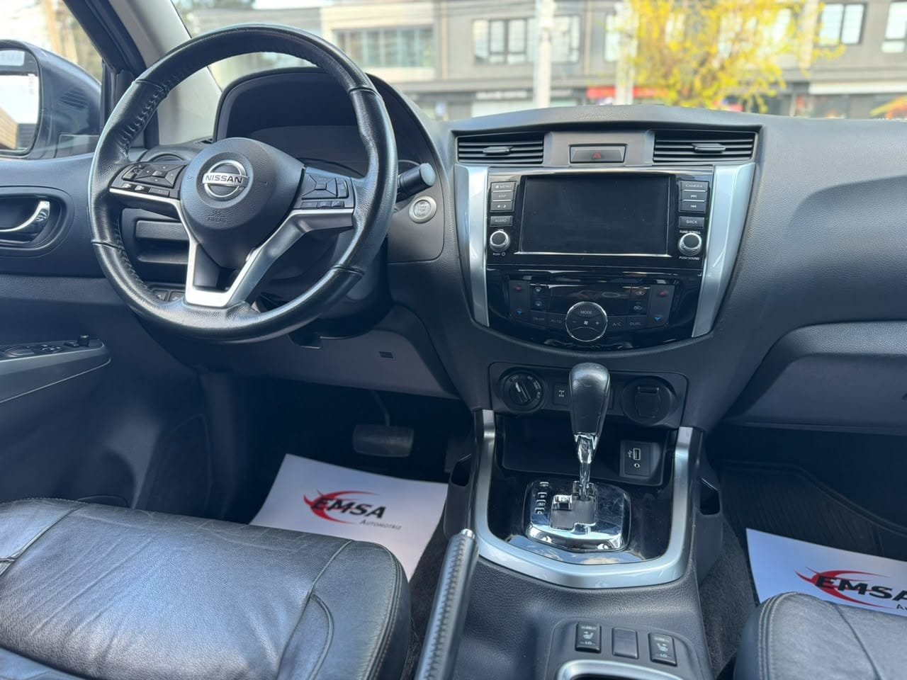 Nissan Navara Le4×4 A — foto 14 de 18
