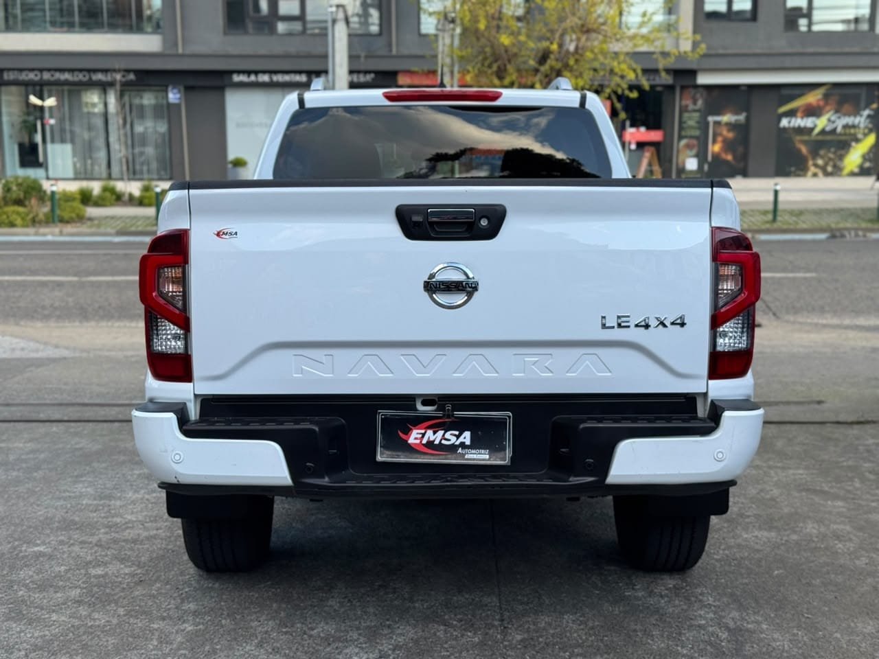 Nissan Navara Le4×4 A — foto 4 de 18