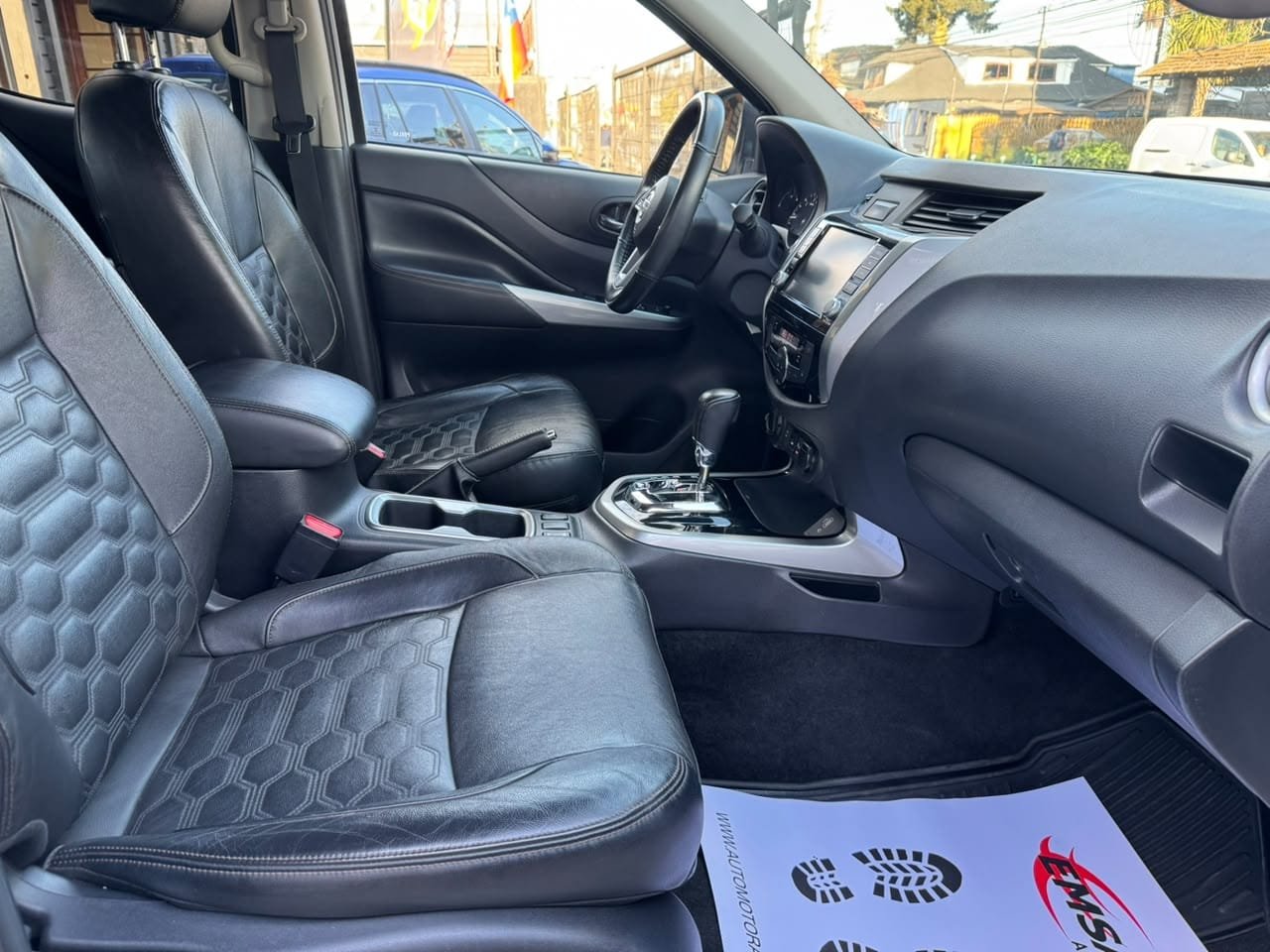 Nissan Navara Le4×4 A — foto 17 de 18