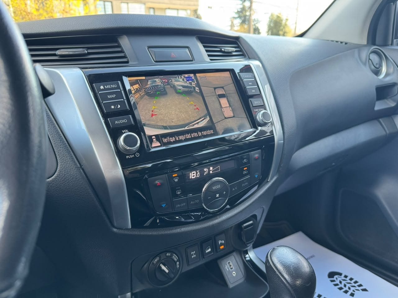 Nissan Navara Le4×4 A — foto 18 de 18