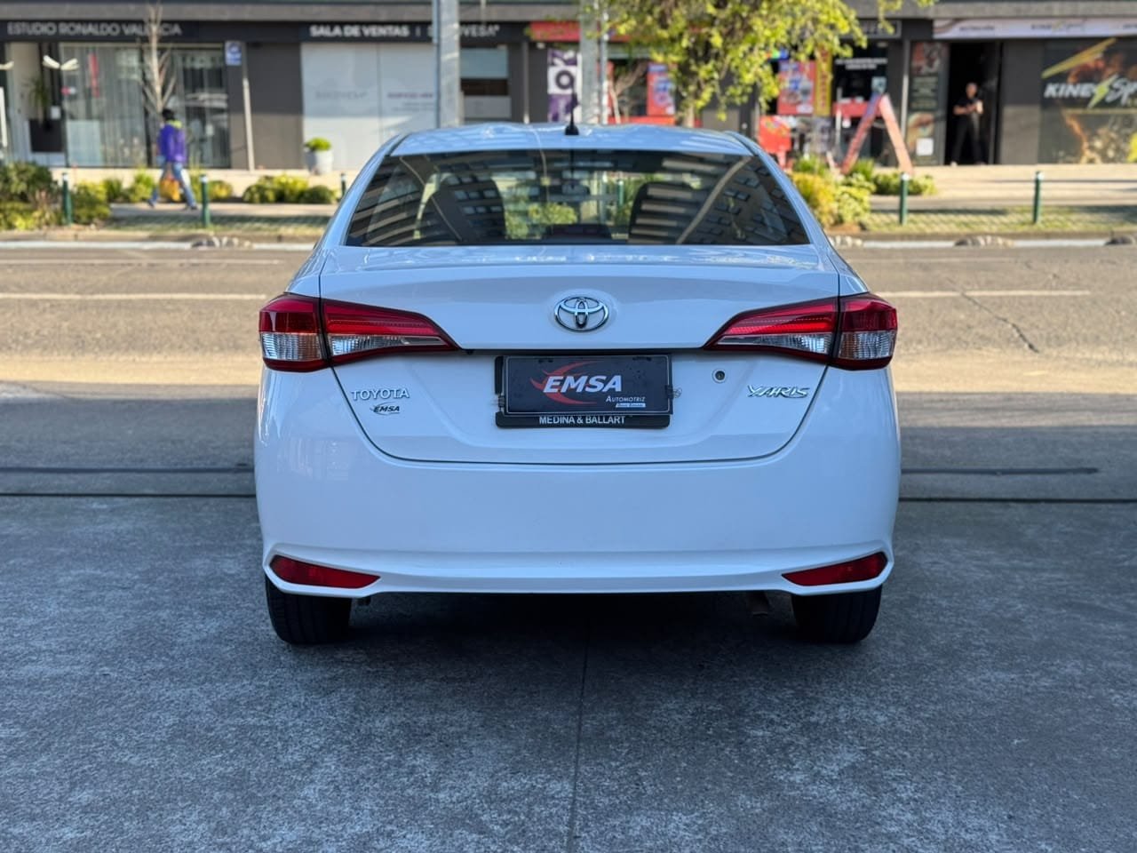 Toyota Yaris — foto 5 de 18