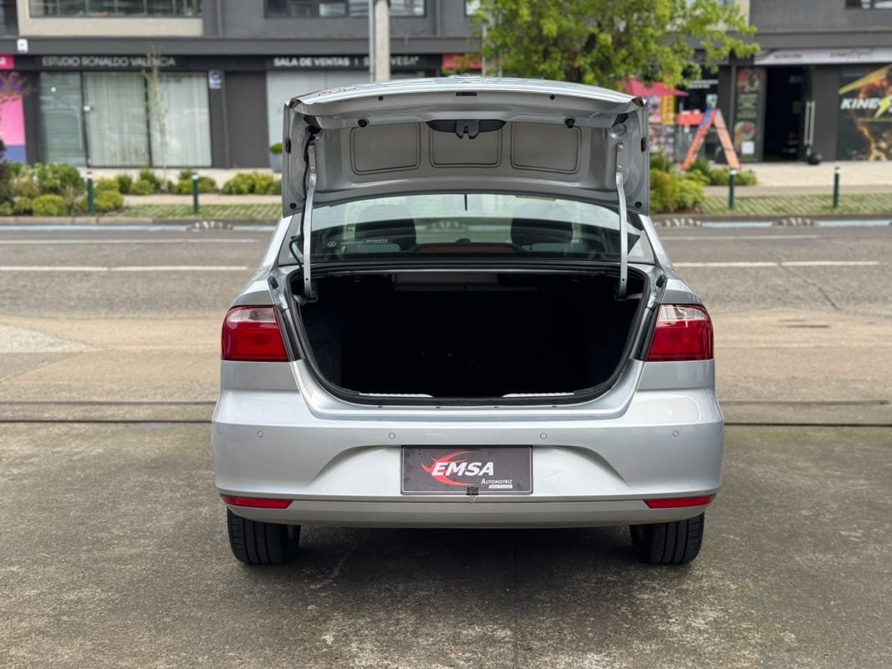 Volkswagen Voyage — foto 8 de 17
