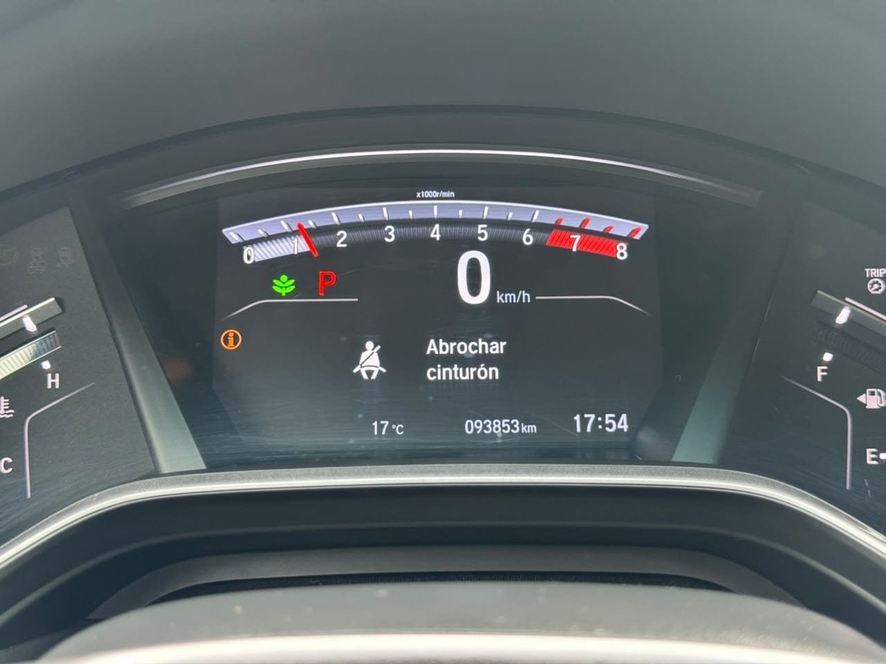 Honda CR-V — foto 17 de 19